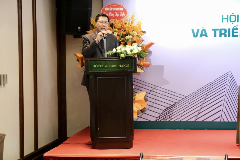 Ông Bùi Duy Chinh - Chủ tịch HĐQT Vinacontrol; Mr Bui Duy Chinh - Chairman of Vinacontrol Group
